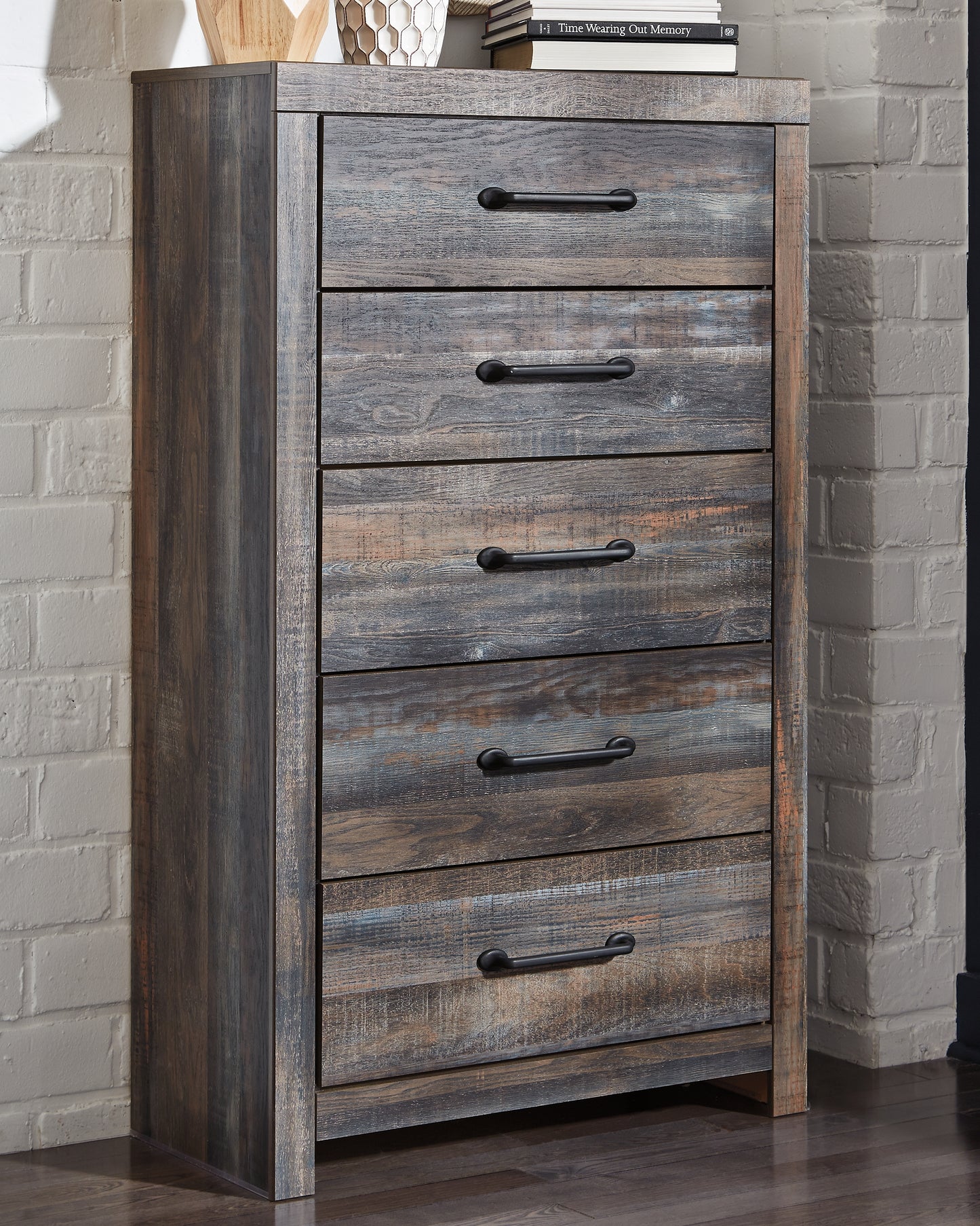 Haines Furniture Outlet - Ashley Furniture - Drystan Bedroom - Five Drawer Chest / Multi - B211-46