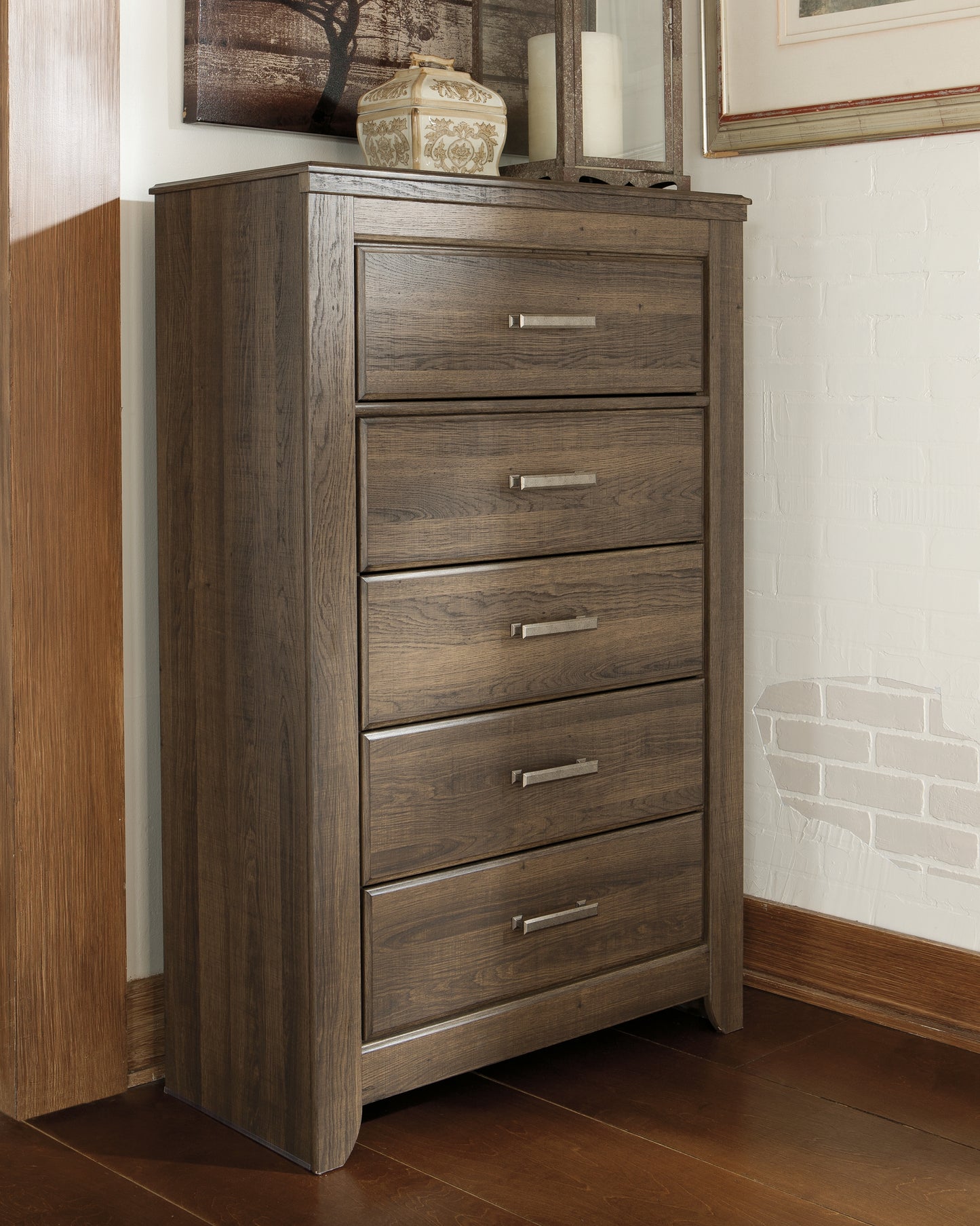 Haines Furniture Outlet - Ashley Furniture - Juararo Bedroom - Five Drawer Chest / Dark Brown - B251-46