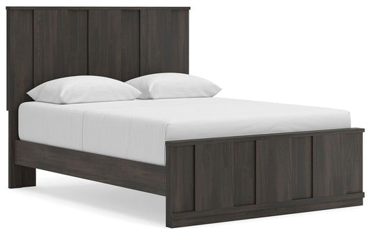 Haines Furniture Outlet - Ashley Furniture - Shaehartin Bedroom - Queen Panel Platform Bed - PCB3167B4