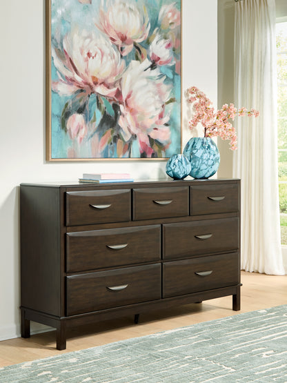 Haines Furniture Outlet - Ashley Furniture - Vanmore Bedroom - Dresser and Mirror / Dark Brown - B479B1