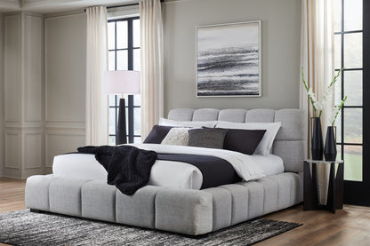 Haines Furniture Outlet - Ashley Furniture - Grendusk Bedroom - Queen Upholstered Bed / Light Gray - PCB584B1