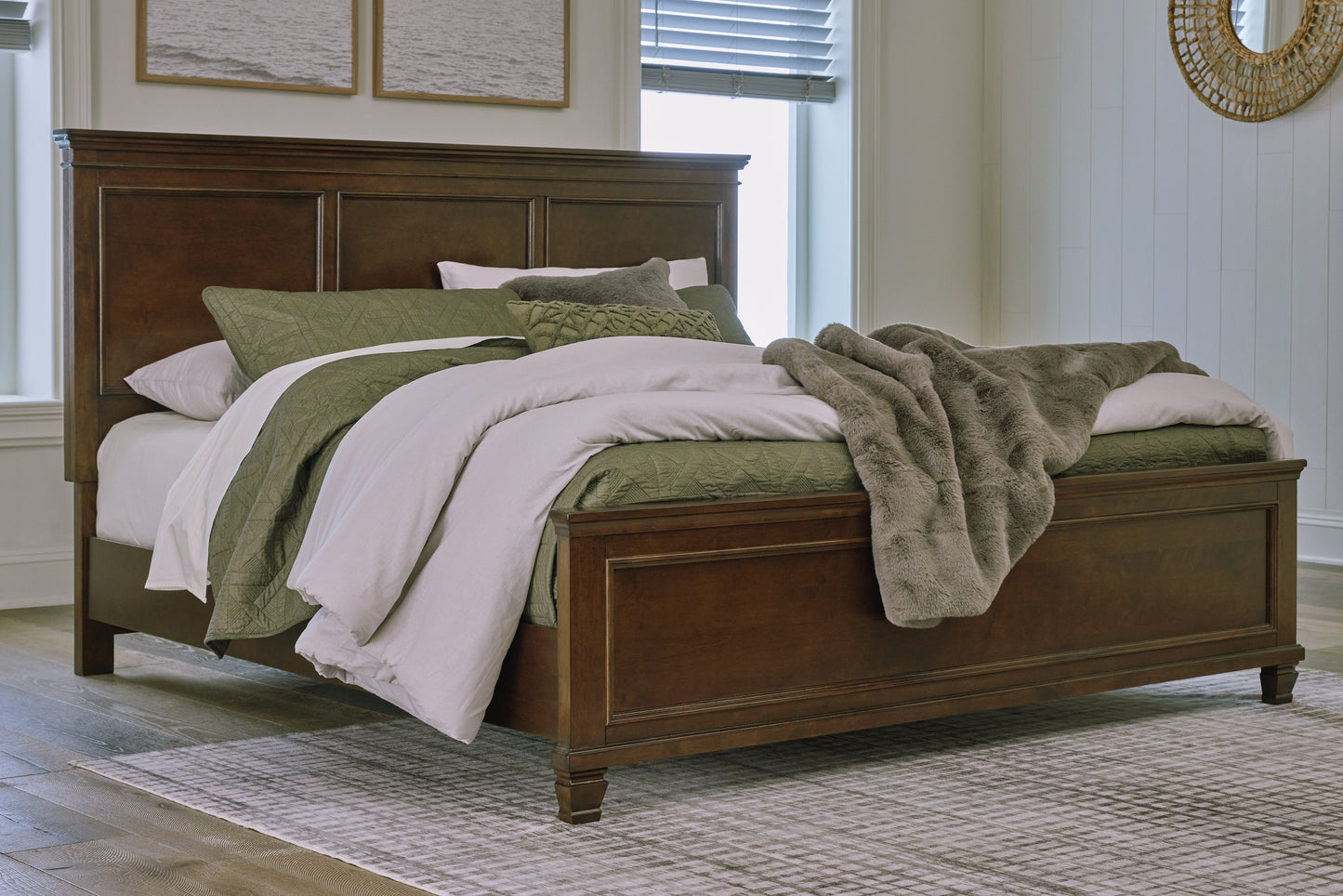 Haines Furniture Outlet - Ashley Furniture - Danabrin Bedroom - King Panel Bed / Brown - B685B4