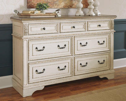 Haines Furniture Outlet - Ashley Furniture - Realyn Bedroom - Dresser / Two-tone - B743-31
