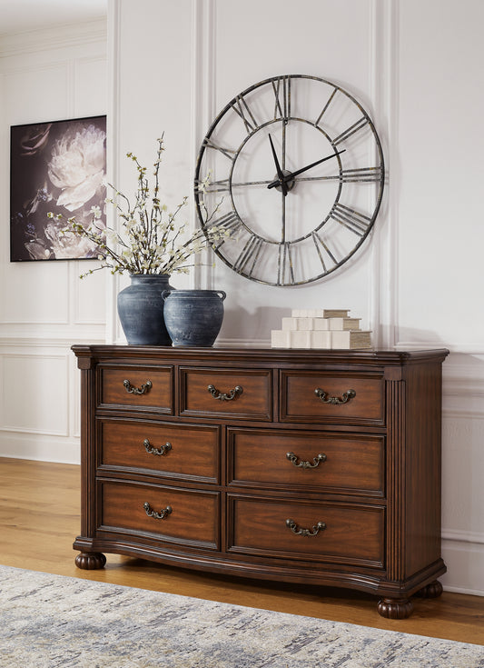Haines Furniture Outlet - Ashley Furniture - Lavinton Bedroom - King Poster Bed / Brown - B764B9