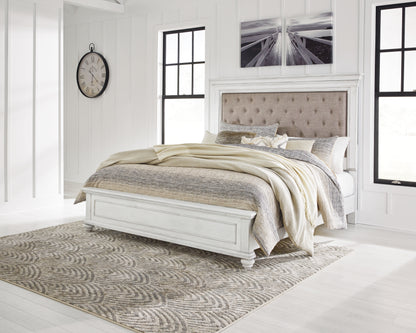 Haines Furniture Outlet - Ashley Furniture - Kanwyn Bedroom - King Panel Bed / Whitewash - B777B10