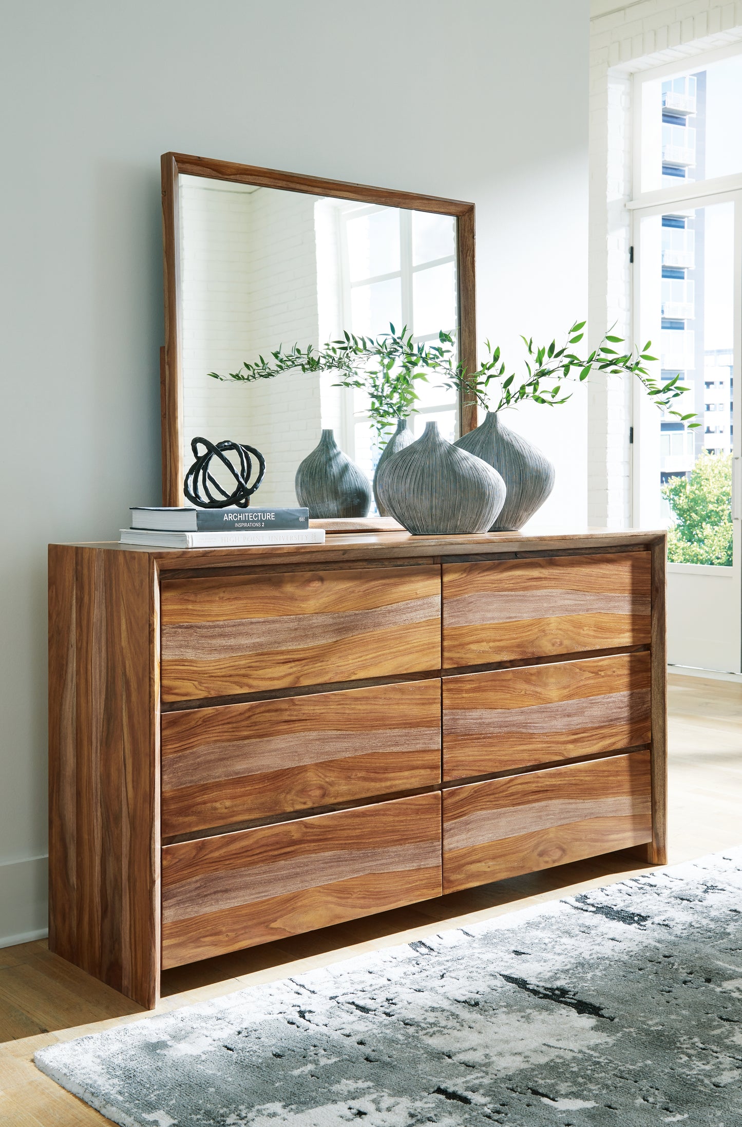 Haines Furniture Outlet - Ashley Furniture - Dressonni Bedroom - Dresser and Mirror / Brown - B790B1