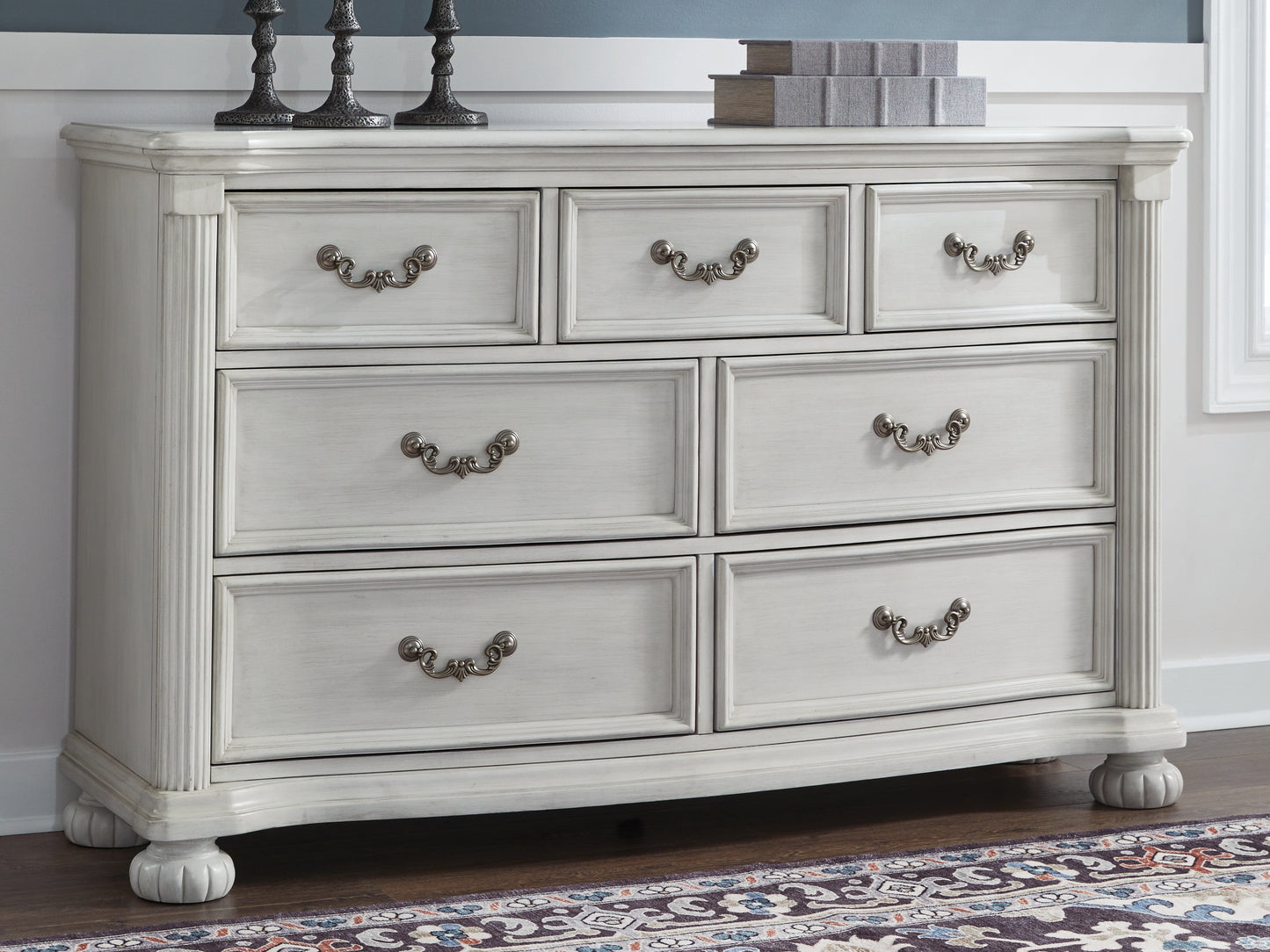 Haines Furniture Outlet - Ashley Furniture - Montelaine Bedroom - Dresser / Antique White - B795-31