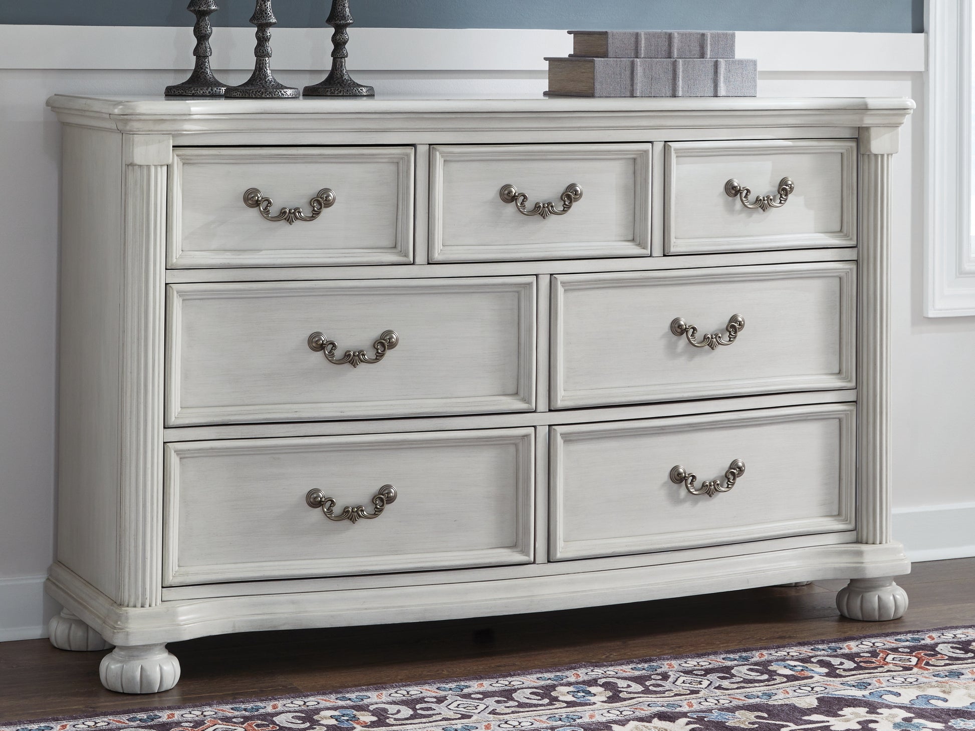 Haines Furniture Outlet - Ashley Furniture - Montelaine Bedroom - Dresser / Antique White - B795-31