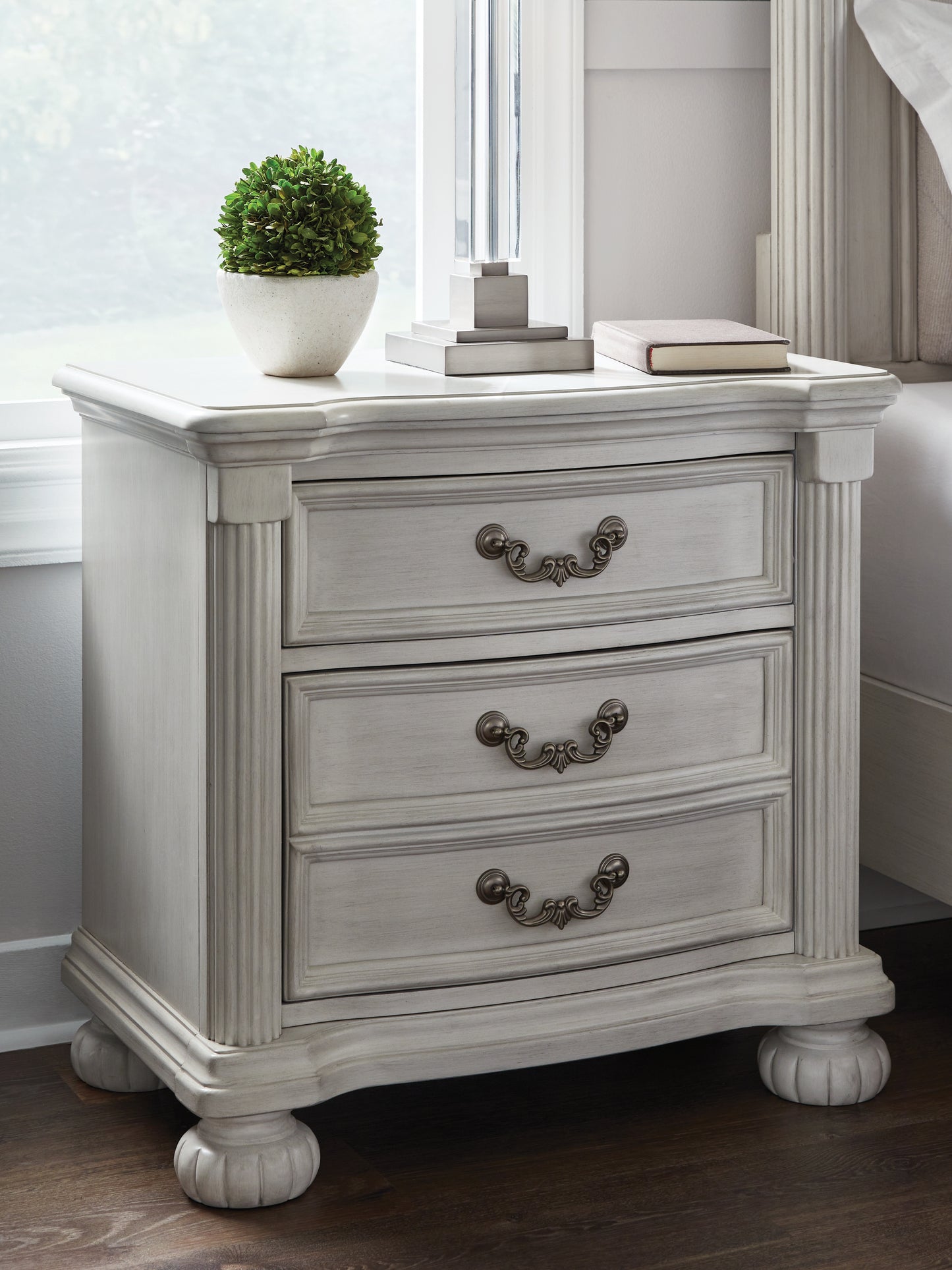 Haines Furniture Outlet - Ashley Furniture - Montelaine Bedroom - Three Drawer Night Stand / Antique White - B795-93