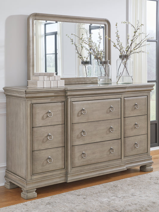 Haines Furniture Outlet - Ashley Furniture - Lexorne Bedroom - Queen Sleigh Bed / Gray - B924B2