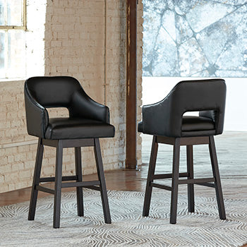 Haines Furniture Outlet - Ashley Furniture - Tallenger Dining Room - Bar Height Bar Stool (Set of 2) / Black/Dark Brown - D380-930X2