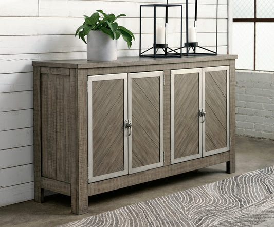 Haines Furniture Outlet - Ashley Furniture - Krystanza Dining Room - Rectangular Dining Room Table / Weathered Gray - D766-25