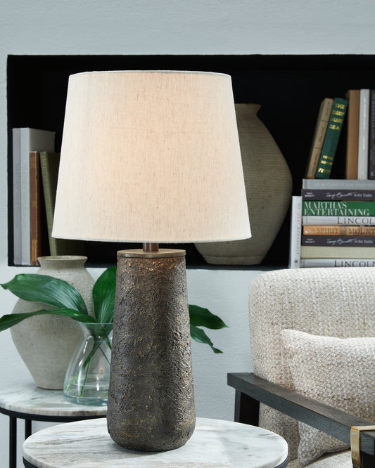 Haines Furniture Outlet - Ashley Furniture - Chaston Lighting - Metal Table Lamp (Set of 2) / Antique White - L204464