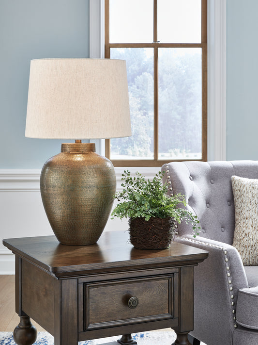 Haines Furniture Outlet - Ashley Furniture - Madney Lighting - 2-Piece Lamp Set / Antique Gold Finish - L207494X2