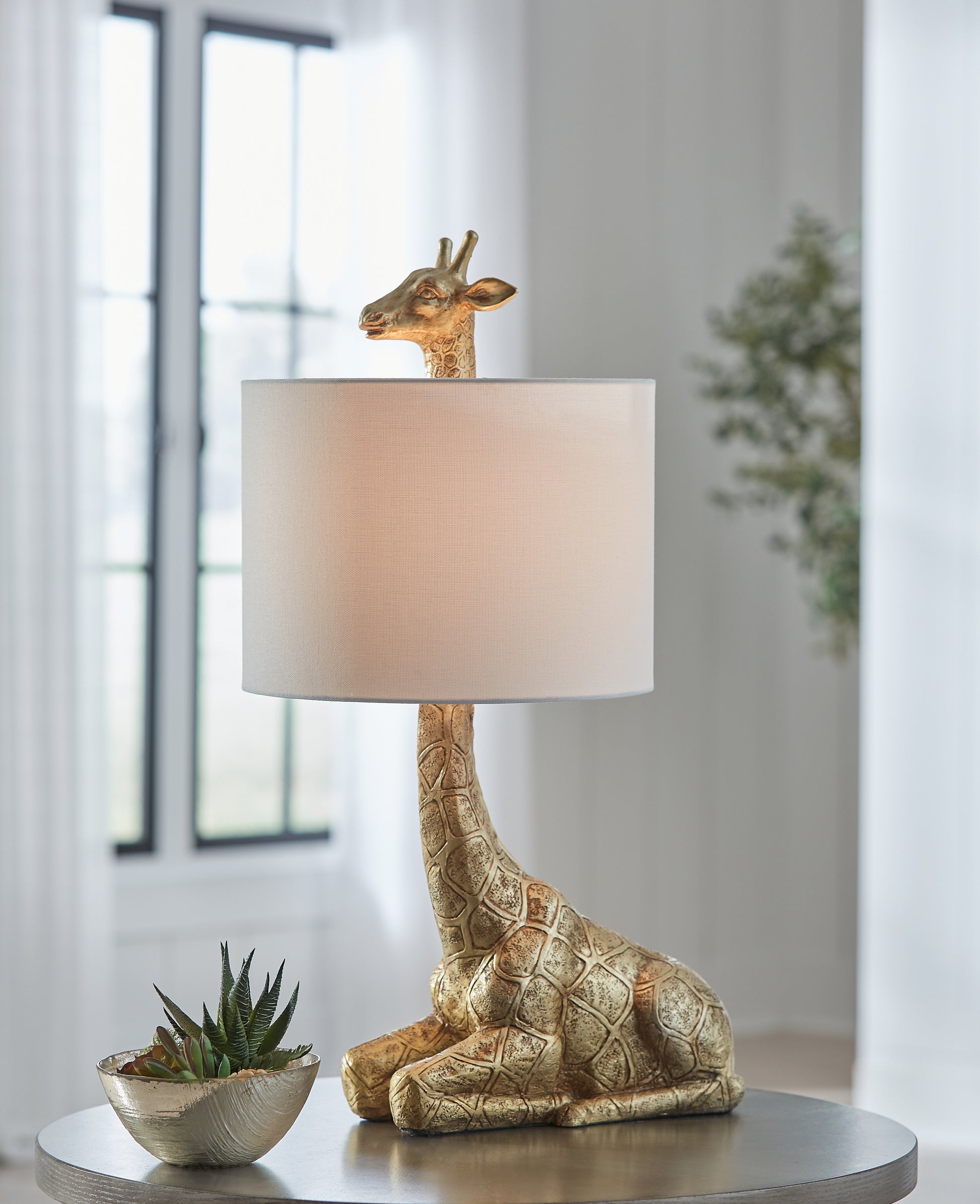 Haines Furniture Outlet - Ashley Furniture - Ferrison Lighting - 2-Piece Lamp Set / Gold Finish - L317004X2