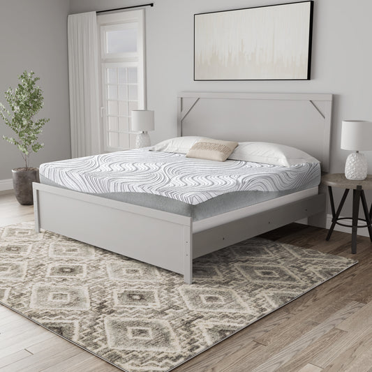 Haines Furniture Outlet - Ashley Furniture - 12 Inch Memory Foam Mattresses - California King / White - M59351