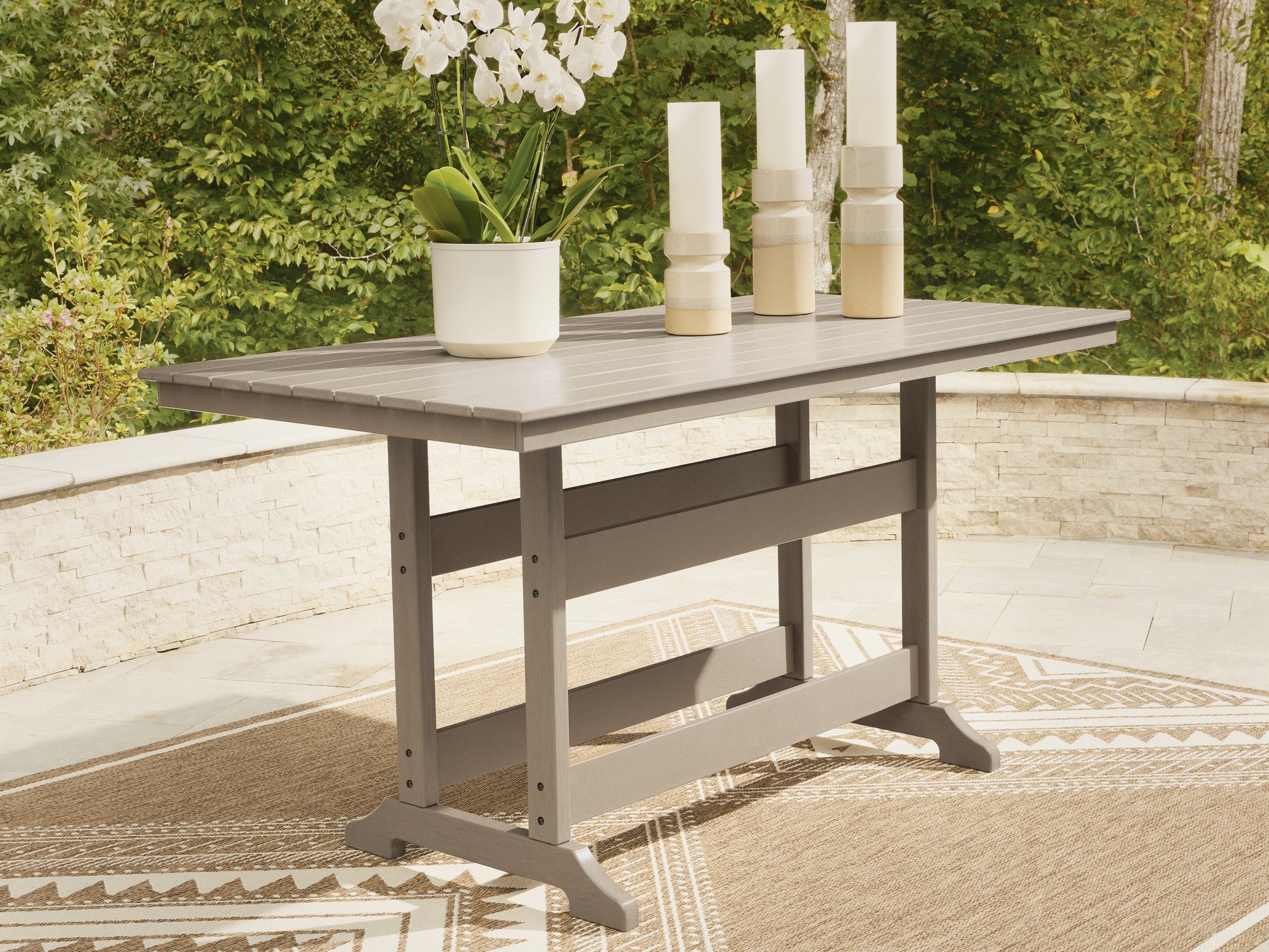 Haines Furniture Outlet - Ashley Furniture - Seacliff Beach Outdoor - RECT COUNTER TABLE W/UMB OPT - PCP228-642