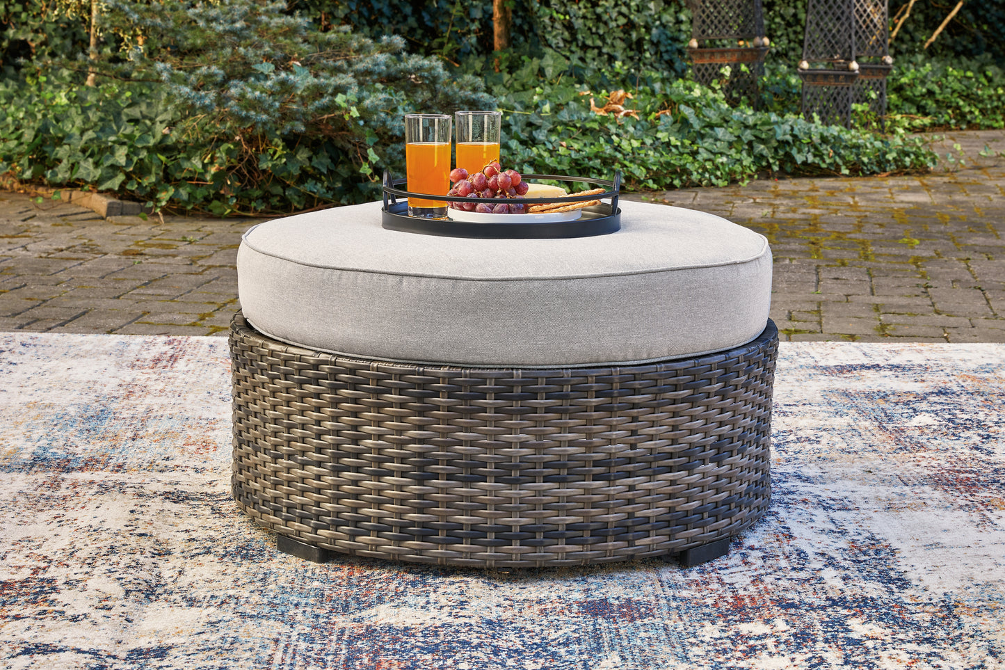 Haines Furniture Outlet - Ashley Furniture - Harbor Court Outdoor - Ottoman with Cushion / Gray - P459-814