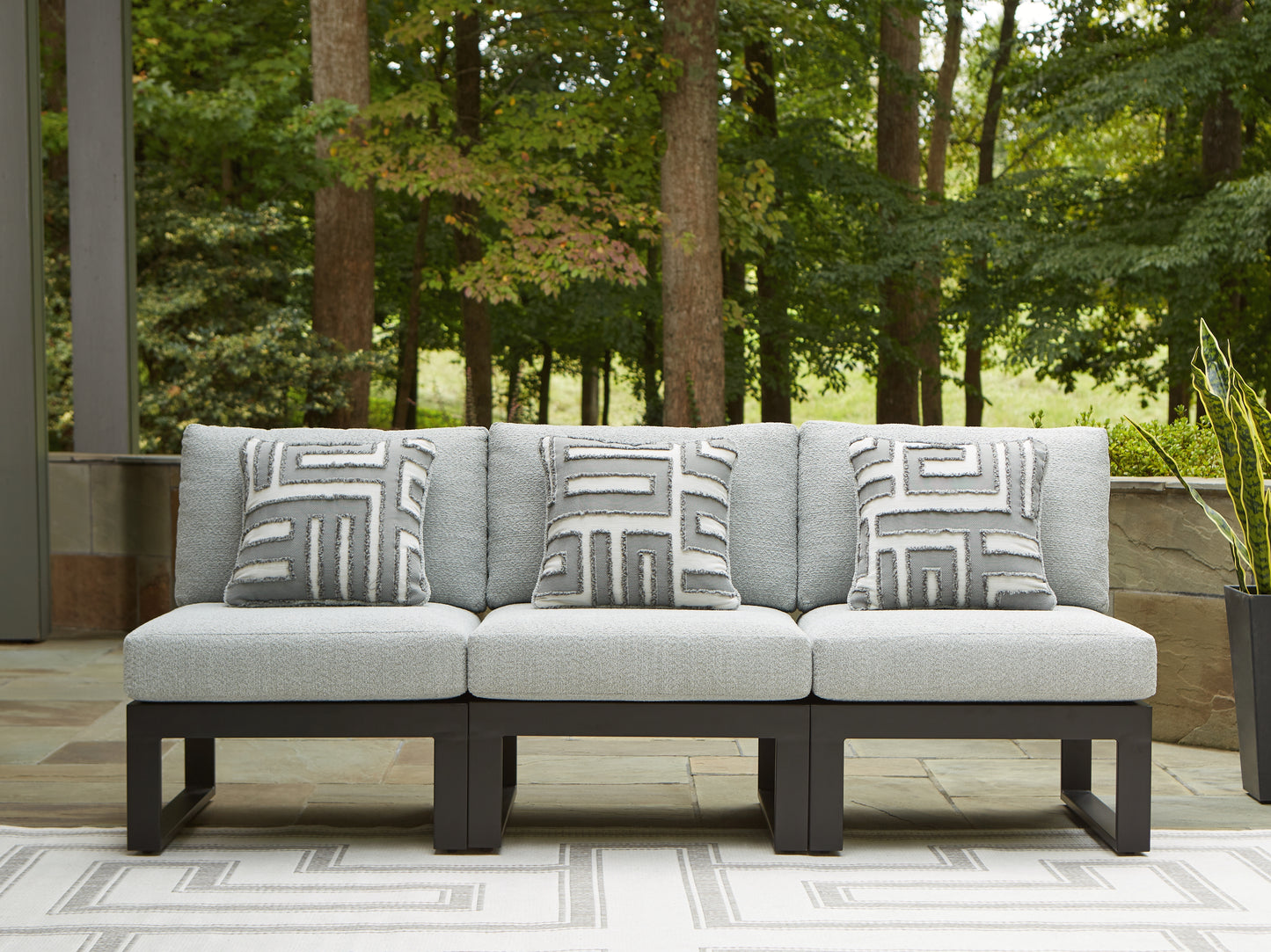 Haines Furniture Outlet - Ashley Furniture - Beachloft Outdoor - 3-Piece Outdoor Sectional / Black/Gray - P490P6