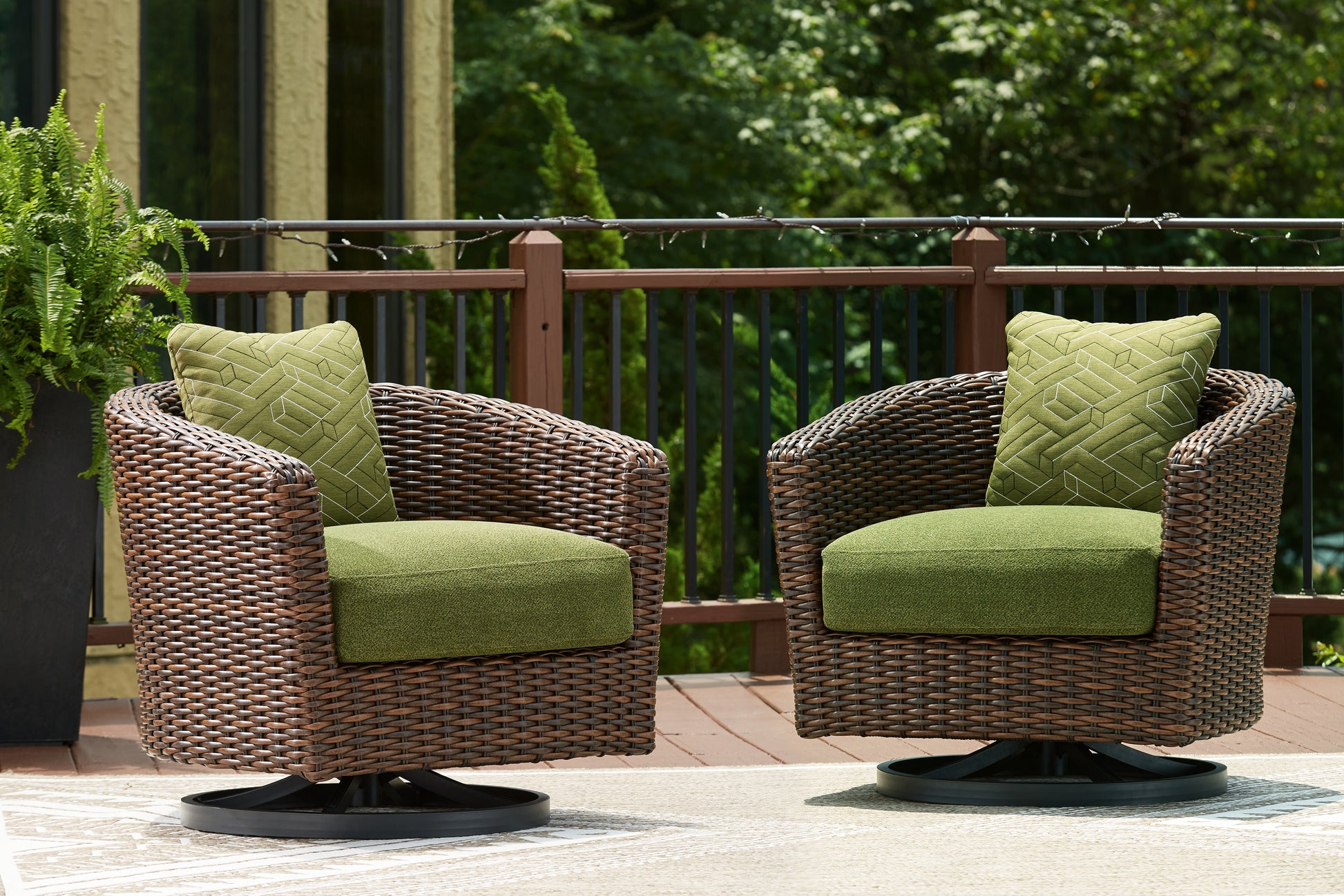 Haines Furniture Outlet - Ashley Furniture - Horizon Hall Outdoor - Loveseat w/Cushion / Brown/Green - P572-835