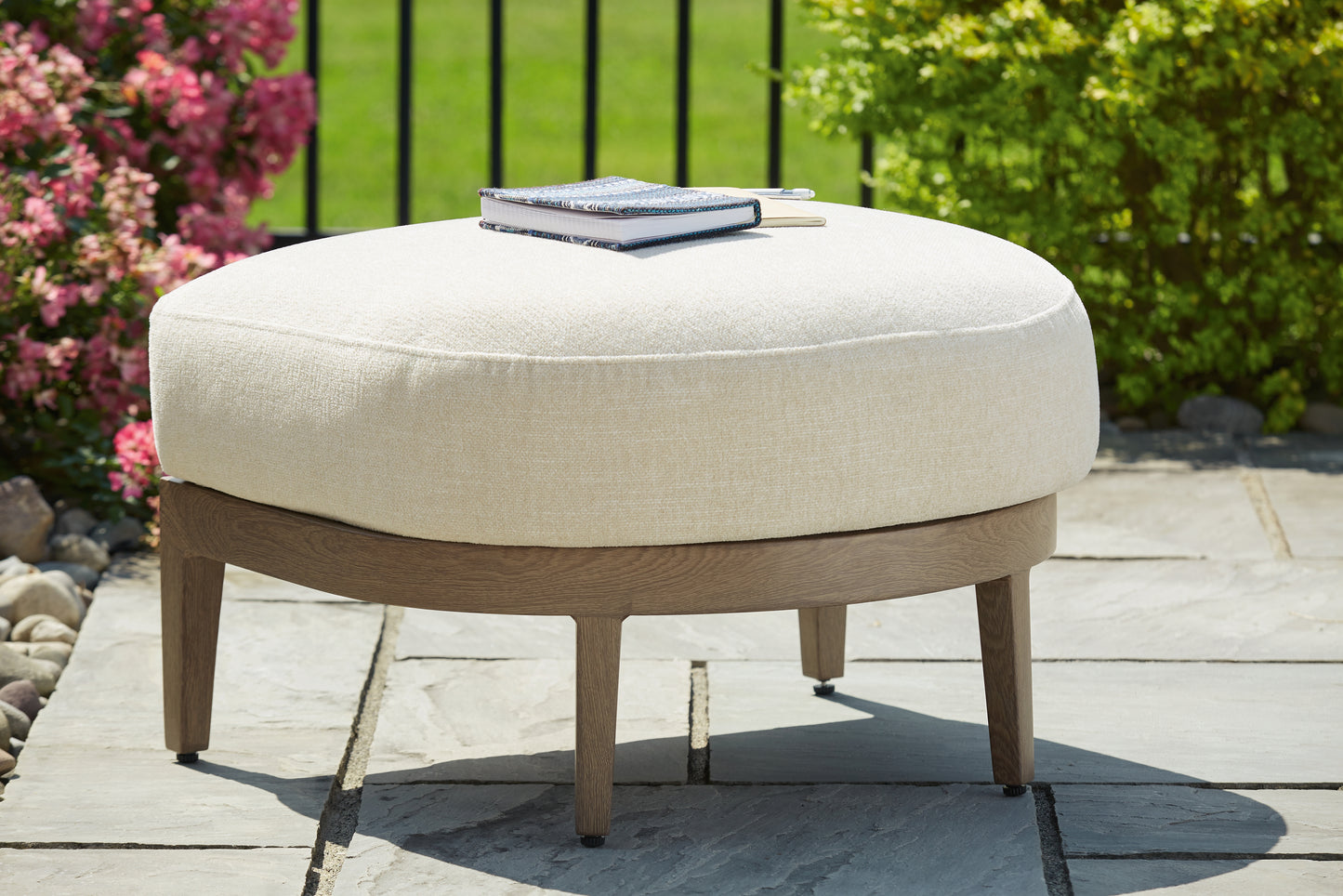 Haines Furniture Outlet - Ashley Furniture - Serene Bay Outdoor - Ottoman with Cushion / Dark Brown/White - P671-814