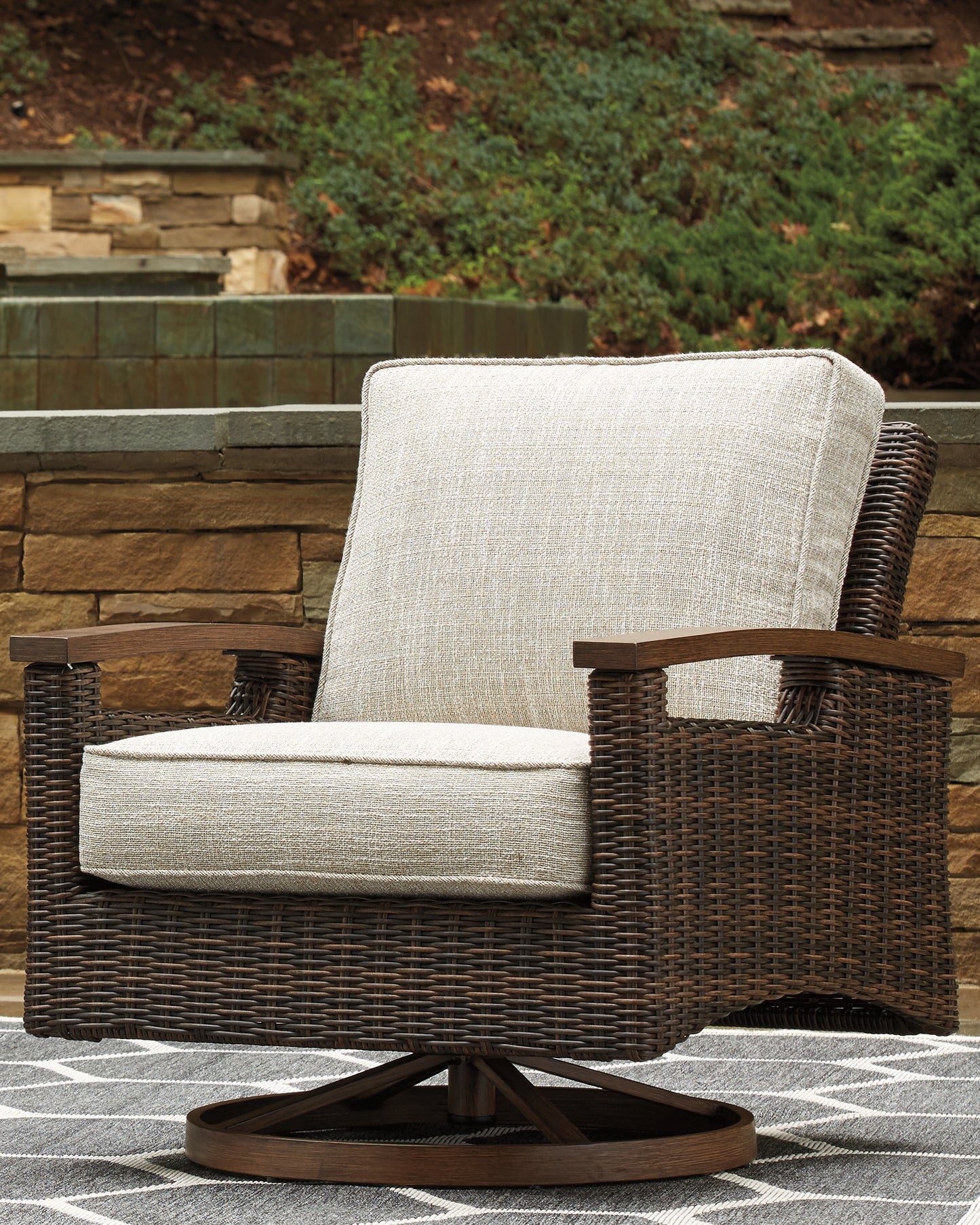 Haines Furniture Outlet - Ashley Furniture - Paradise Trail Outdoor - Swivel Lounge Chair (Set of 2) / Medium Brown - P750-821