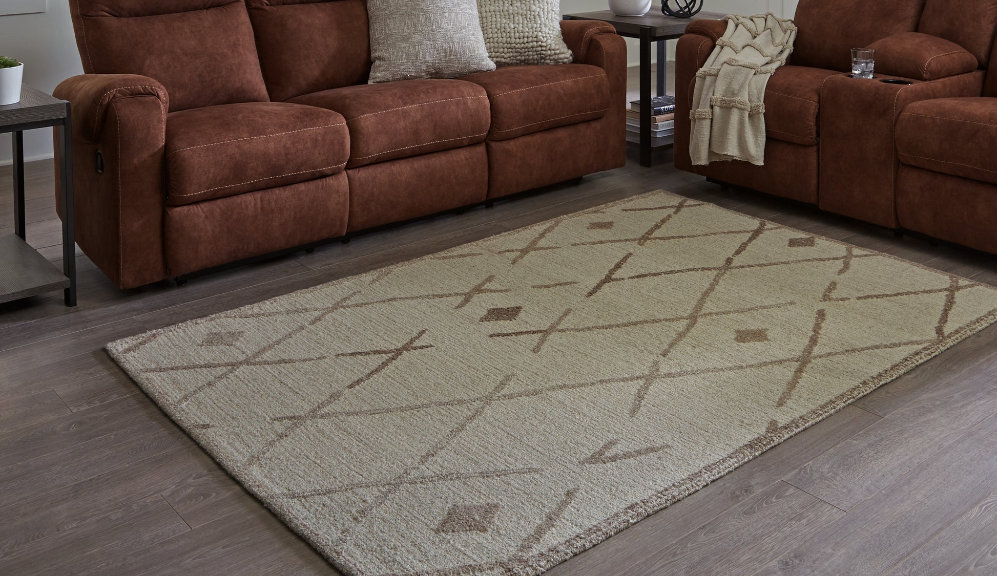 Haines Furniture Outlet - Ashley Furniture - Guyford Rug - 5' x 7' Rug / Beige/Brown - R406872