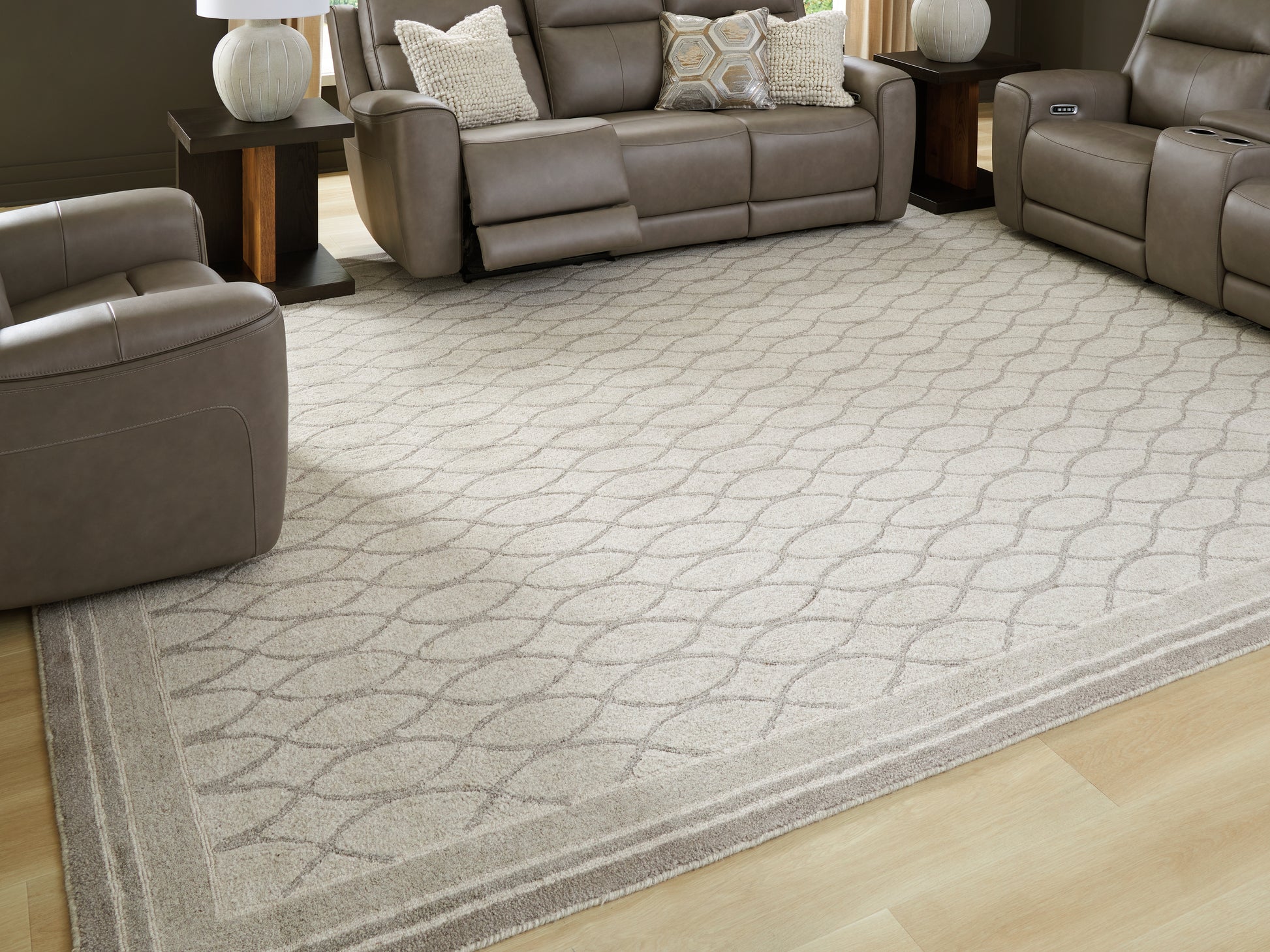 Haines Furniture Outlet - Ashley Furniture - Wimney Rug - Medium Rug / Gray - R407282