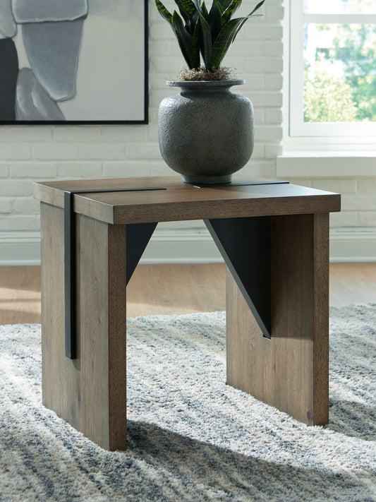 Haines Furniture Outlet - Ashley Furniture - Kandinew End Table - Square End Table - T554-2