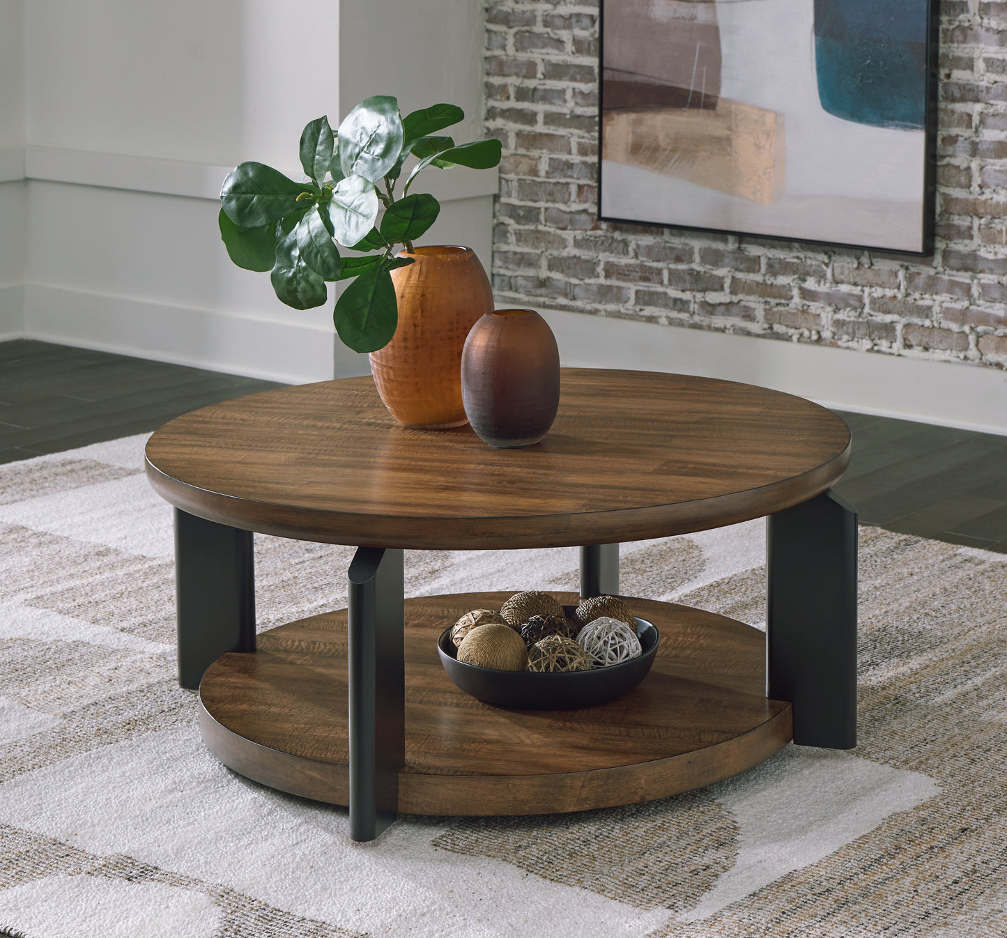 Haines Furniture Outlet - Ashley Furniture - Kraeburn Coffee Table - Round Cocktail Table / Brown/Black - T624-8