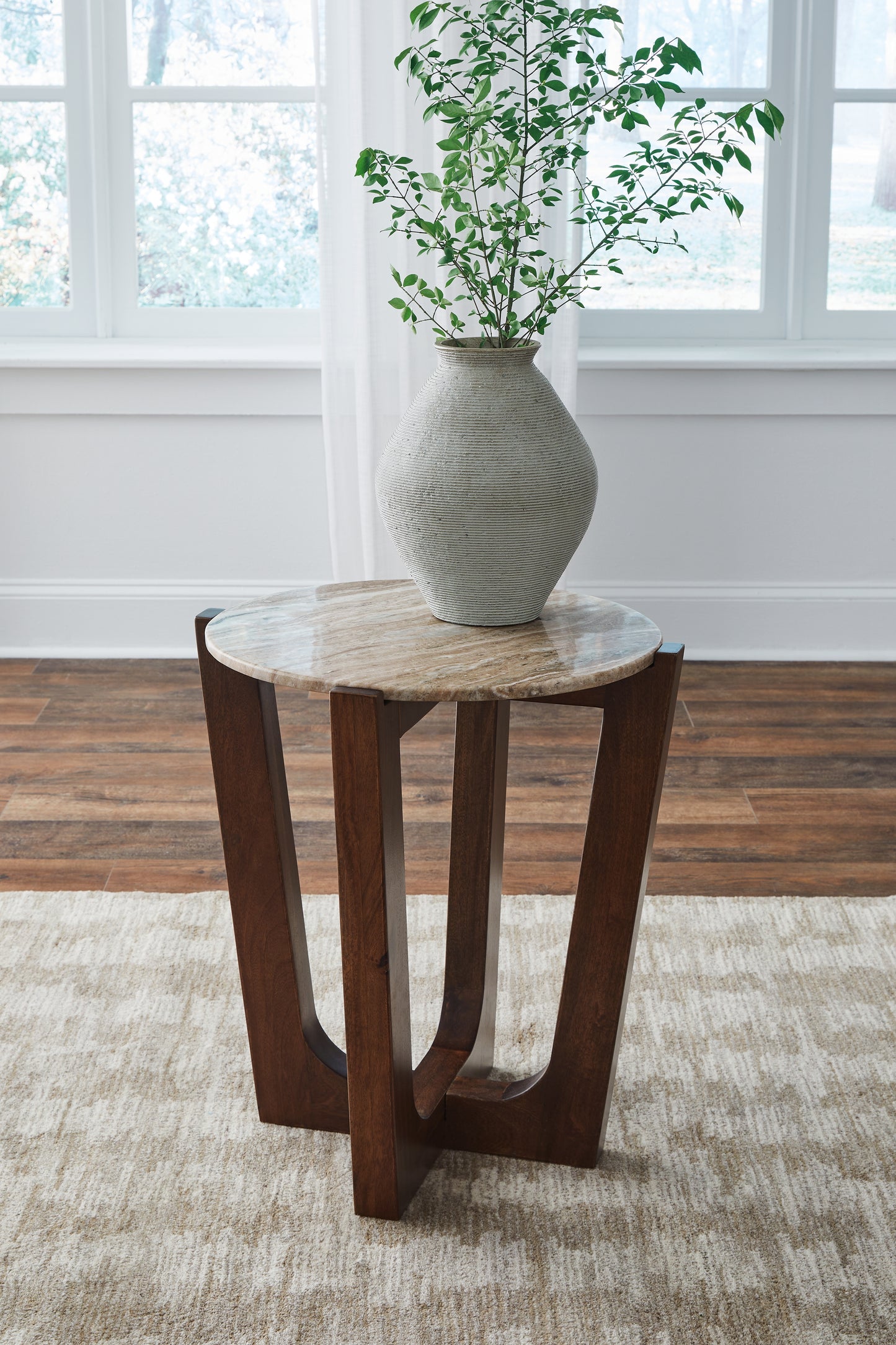 Haines Furniture Outlet - Ashley Furniture - Tanidore End Table - Round End Table / Warm Brown - T667-6
