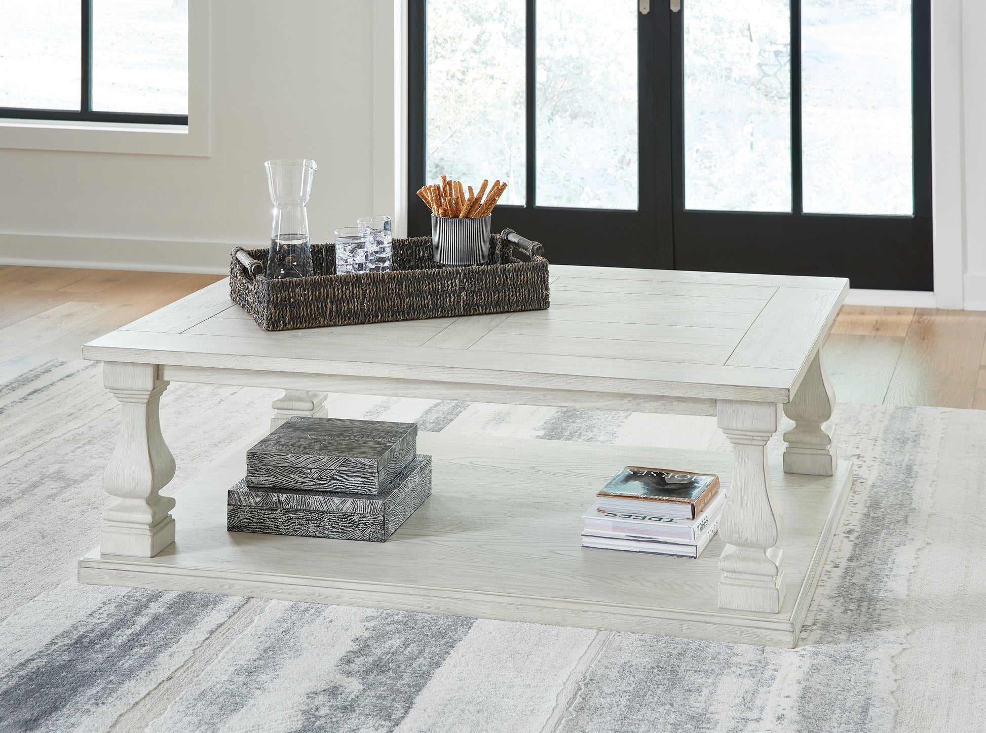 Haines Furniture Outlet - Ashley Furniture - Arlendyne Coffee Table - Rectangular Cocktail Table / Antique White - T747-1