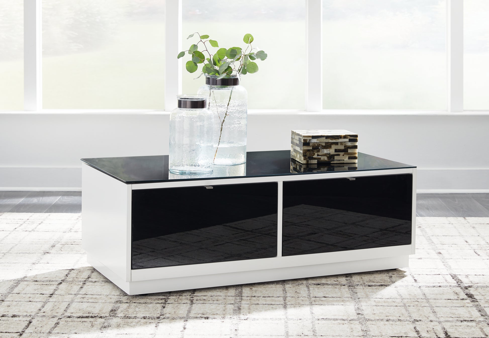 Haines Furniture Outlet - Ashley Furniture - Gardoni Coffee Table - Rectangular Cocktail Table / White/Black - T756-1