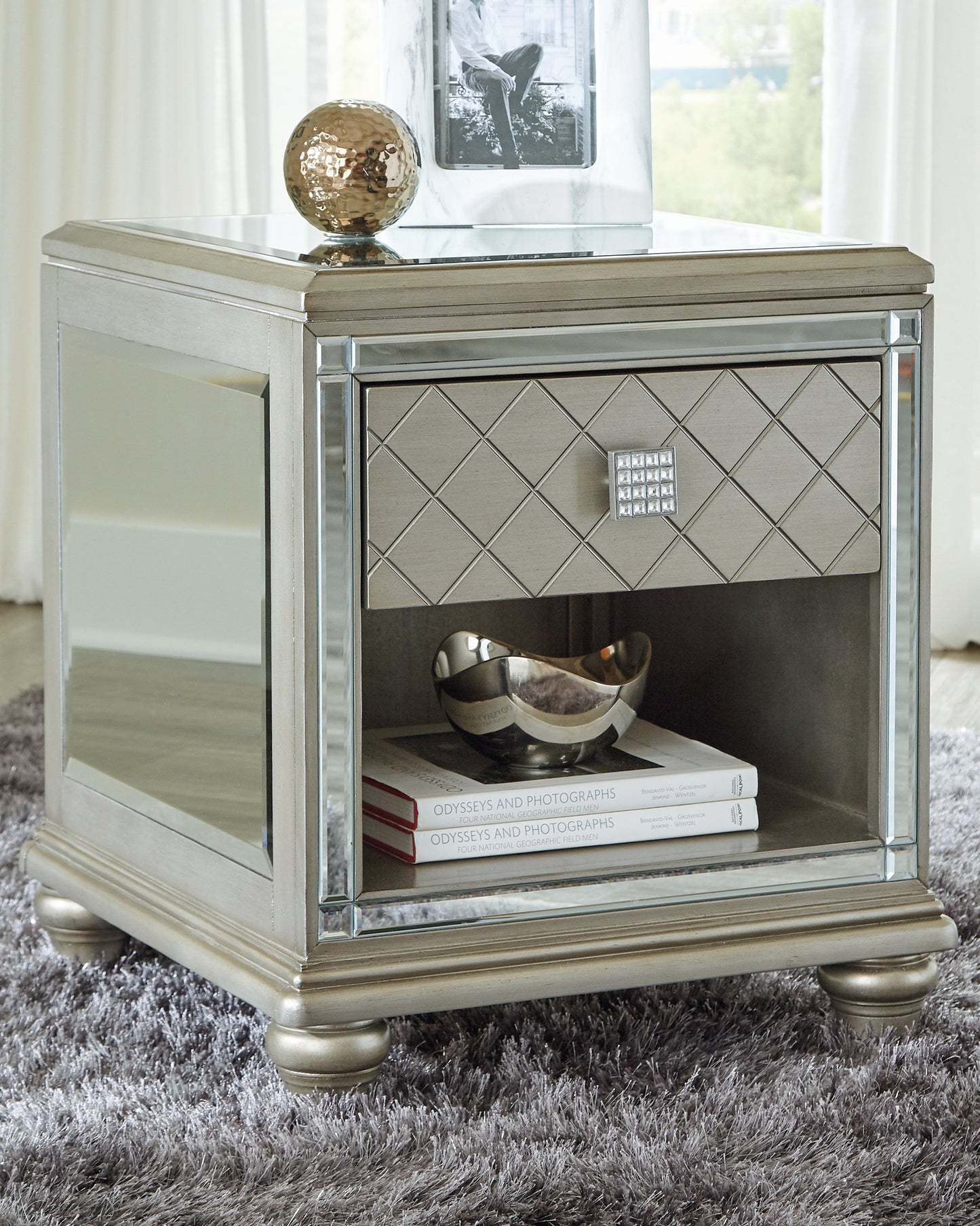 Haines Furniture Outlet - Ashley Furniture - Chevanna End Table - Rectangular End Table / Platinum - T942-3