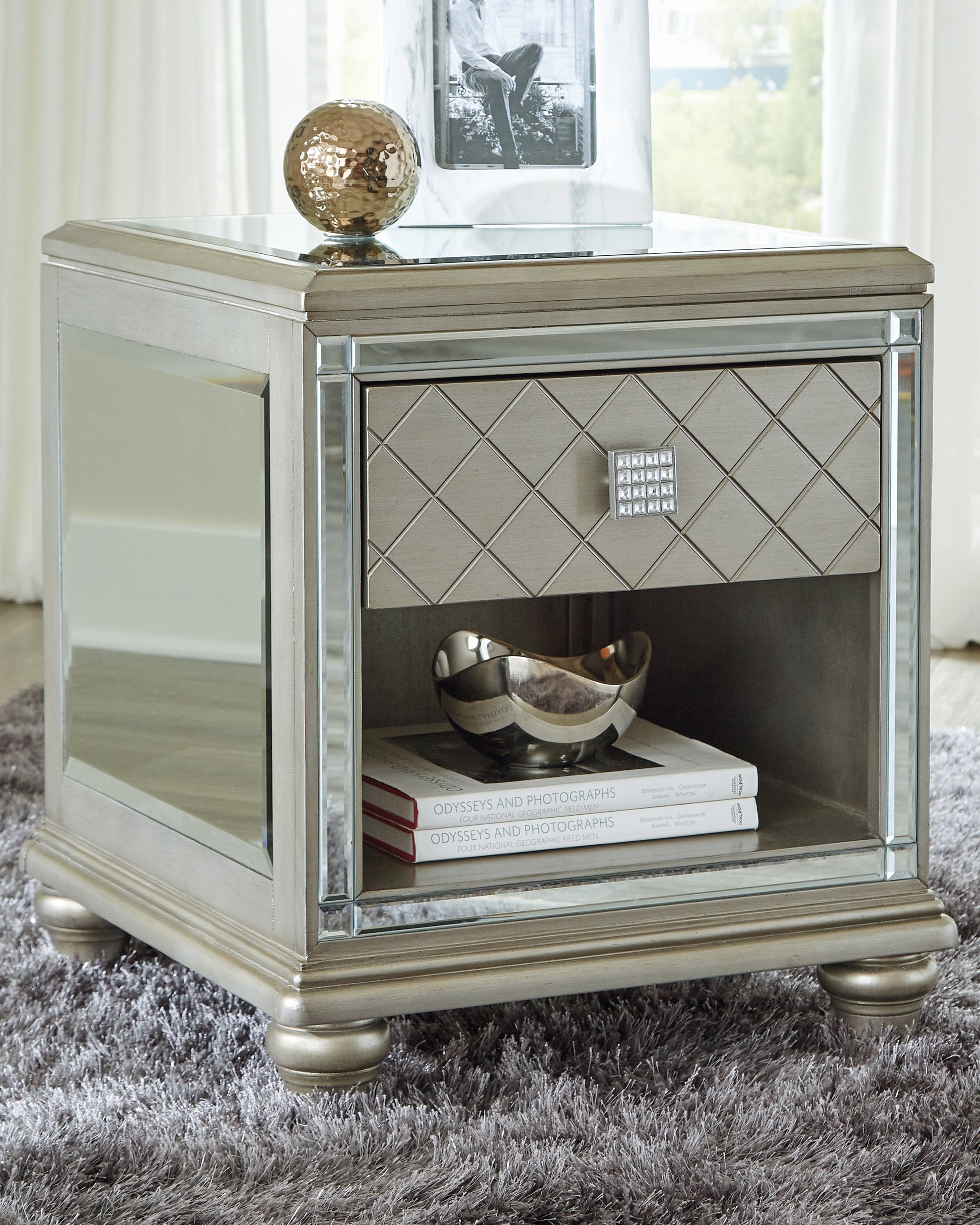 Haines Furniture Outlet - Ashley Furniture - Chevanna End Table - Rectangular End Table / Platinum - T942-3